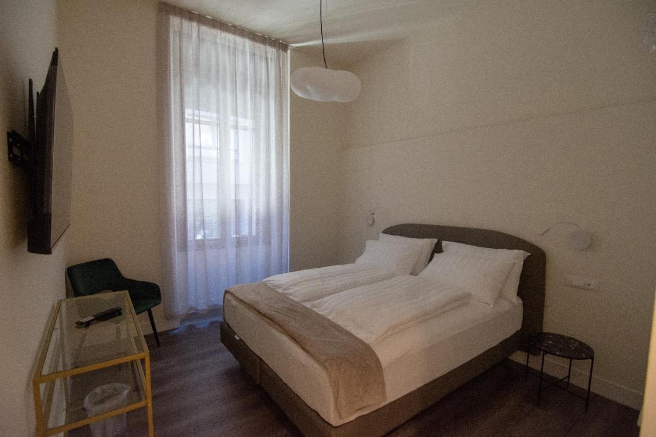 Palazzo Lachman Rooms Trento Luaran gambar